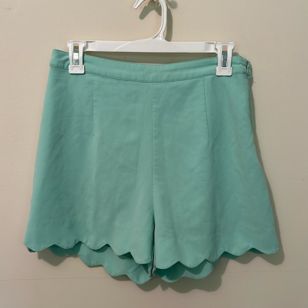 Altar’d State Mint Green Dress Shorts Women’s Large Scalloped Hem Zipper